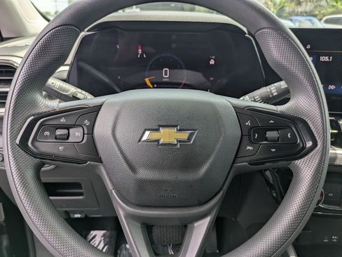Used 2025 Chevrolet TrailBlazer LT AWD/4WD image 22