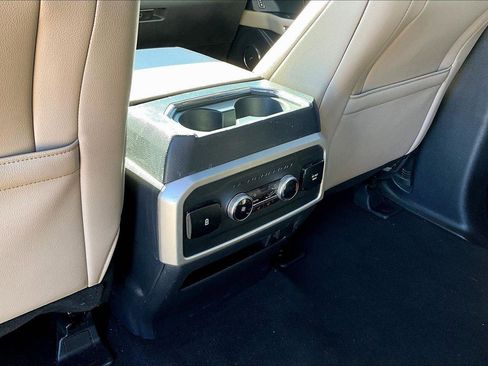 Certified 2024 Ford Expedition Limited image 16