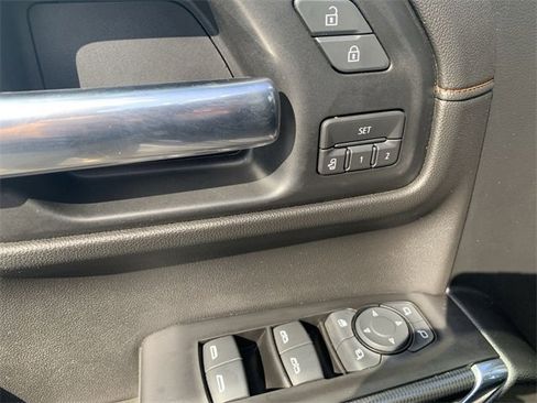 Used 2020 GMC Sierra 1500 AT4 image 24