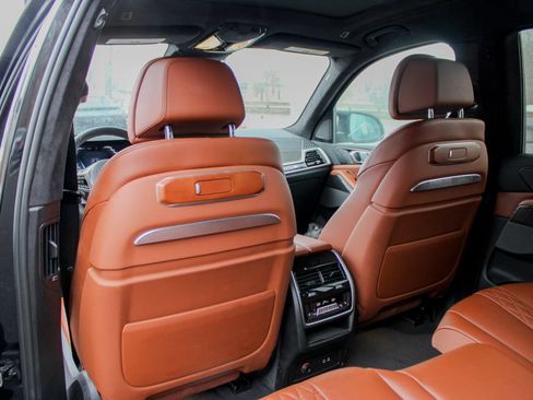 Used 2026 BMW X7 M60i AWD/4WD image 12