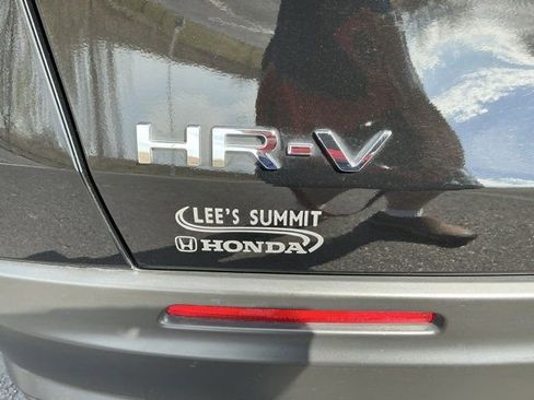 Used 2025 Honda HR-V LX image 6