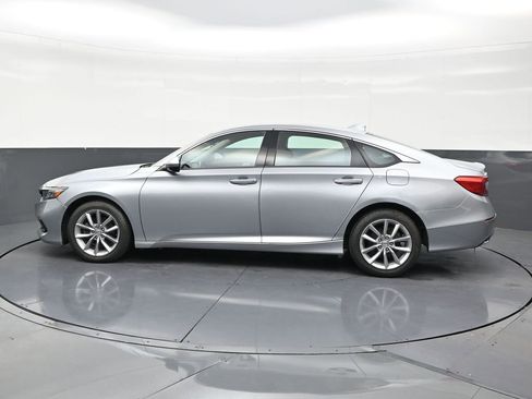 Used 2022 Honda Accord LX image 2