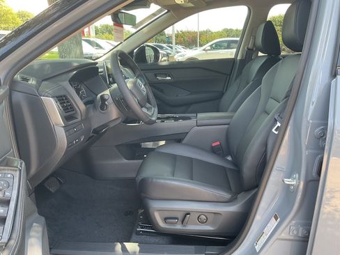 New 2026 Nissan Rogue Dark Armor FWD image 8