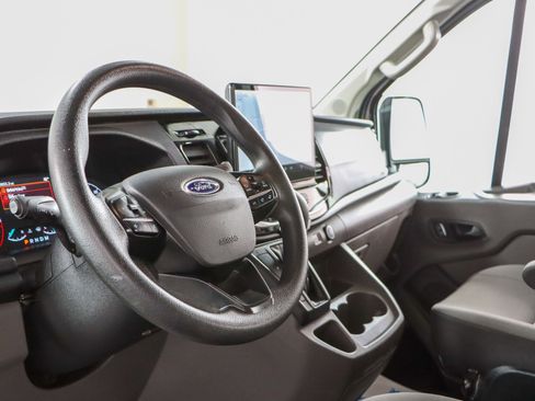 Used 2023 Ford Transit 350 XLT image 23