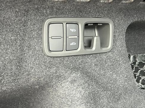 Used 2025 Audi RS Q8 performance AWD/4WD image 24