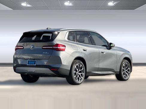 Used 2026 BMW X3 xDrive30i w/ Premium Package AWD/4WD image 9