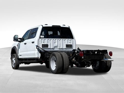 New 2026 Ford F550 4x4 Crew Cab Super Duty w/ XL Chrome Package image 6