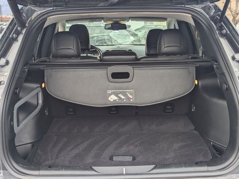 Used 2018 Jeep Cherokee Trailhawk w/ Comfort & Convenience Group image 30