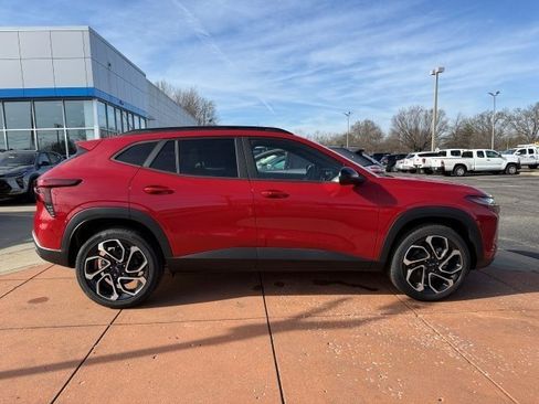 New 2026 Chevrolet Trax RS image 6