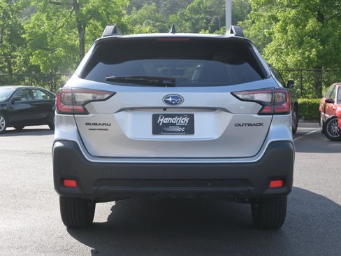 Certified 2025 Subaru Outback Onyx Edition AWD/4WD image 8