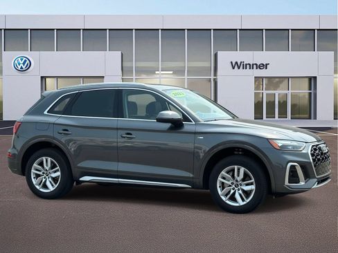 Used 2023 Audi Q5 2.0T Premium w/ Convenience Package AWD/4WD image 6