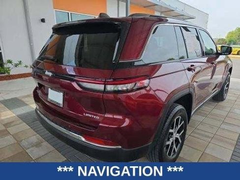 Used 2024 Jeep Grand Cherokee Limited image 5