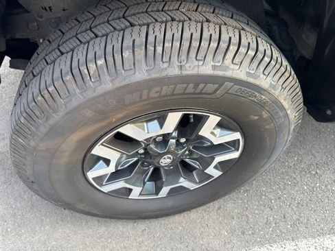 Used 2023 Toyota Tacoma TRD Off-Road AWD/4WD image 11