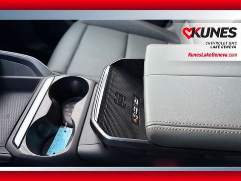 New 2026 GMC Terrain AT4 w/ Convenience Package III image 27