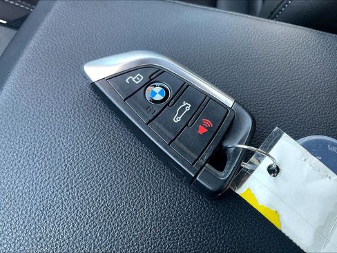 Used 2023 BMW i4 eDrive35 w/ Premium Package image 14