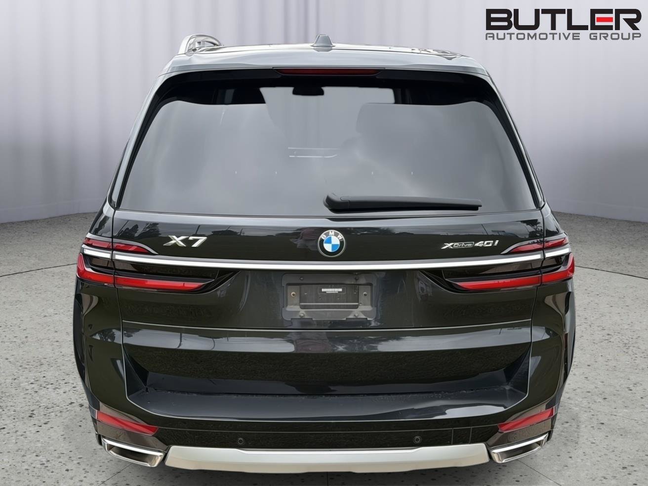 Used 2024 BMW X7 xDrive40i AWD/4WD image 9