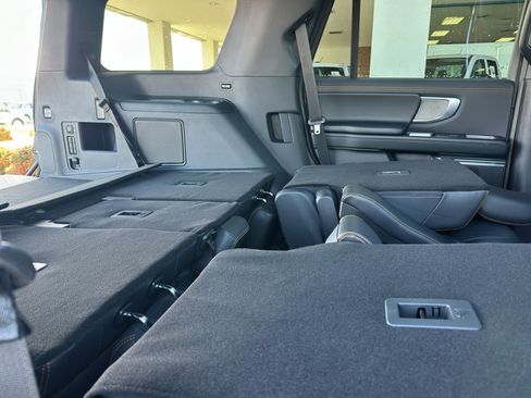 New 2026 Ford Expedition Tremor image 37