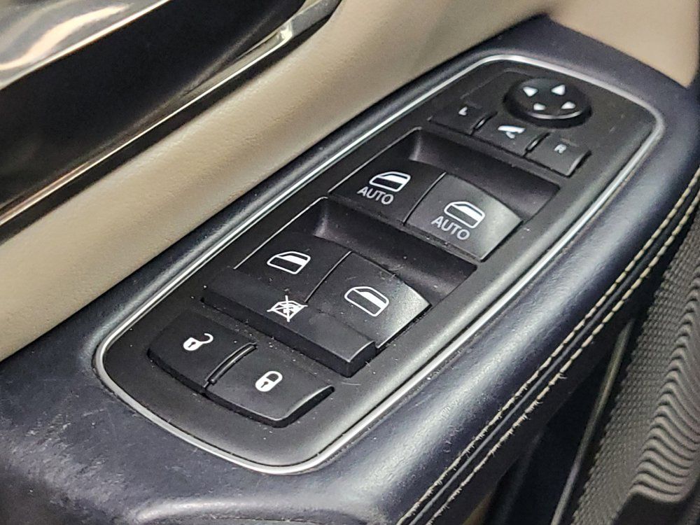 Used 2019 RAM 1500 Limited AWD/4WD image 27