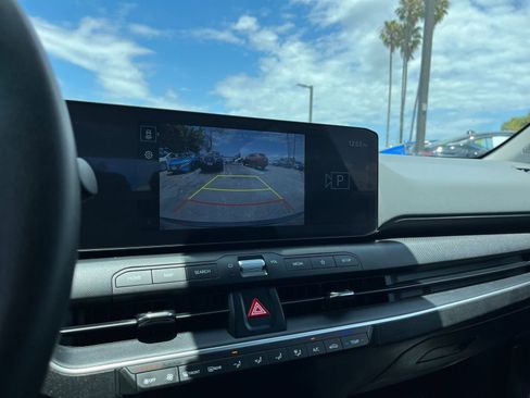 Used 2025 Kia K4 FWD image 24