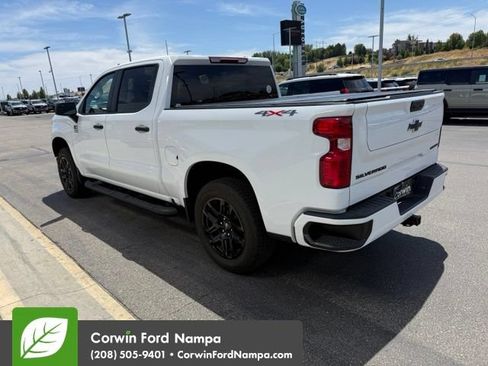 Used 2025 Chevrolet Silverado 1500 Custom w/ Turbomax Blackout Package AWD/4WD image 9