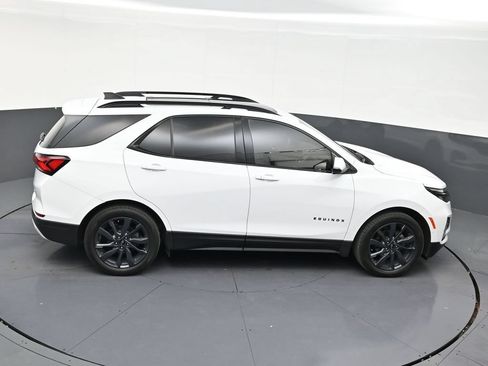 Used 2024 Chevrolet Equinox RS FWD image 16