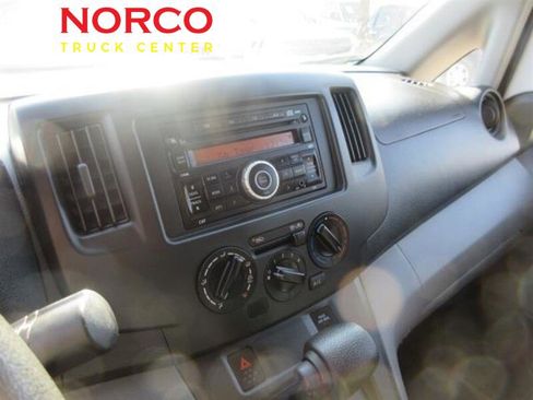Used 2015 Nissan NV200 S image 11