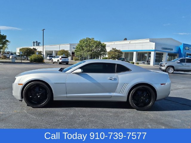 Used 2010 Chevrolet Camaro LT RWD image 6