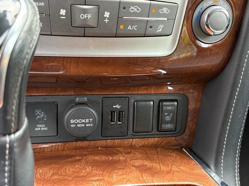 Used 2019 INFINITI QX80 Luxe w/ All-Season Package RWD image 21