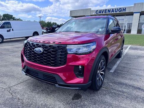 Certified 2025 Ford Explorer ST-Line RWD image 3