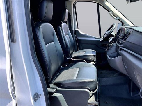 Used 2024 Ford Transit 250 148 Medium Roof w/ Load Area Protection Package image 7