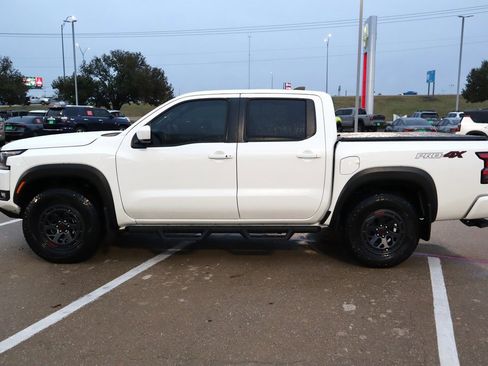 New 2026 Nissan Frontier PRO-4X w/ Tow Package image 2