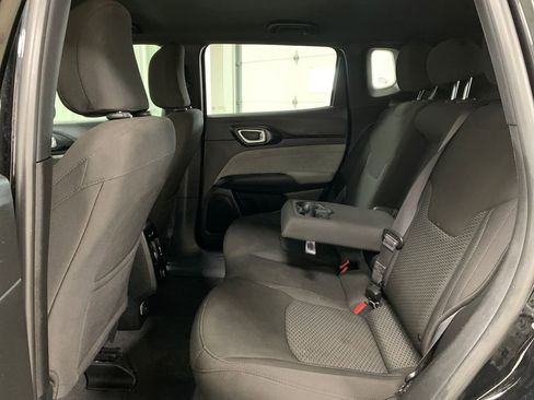 Used 2025 Jeep Compass Sport AWD/4WD image 15
