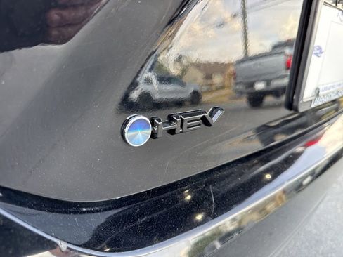 Used 2025 Toyota Camry LE image 30