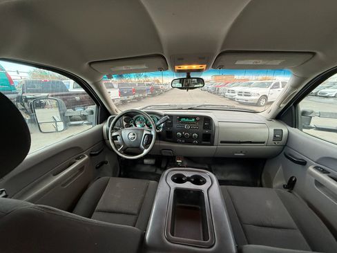 Used 2012 GMC Sierra 3500 W/T AWD/4WD image 15