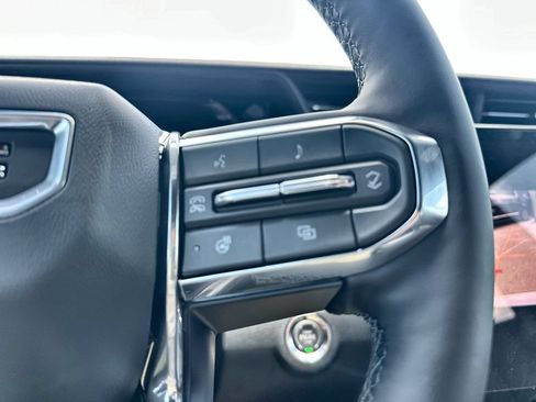 New 2026 GMC Terrain Elevation w/ Black Edition FWD image 32