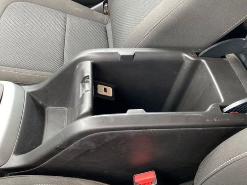 Used 2016 Chevrolet Colorado LT w/ LT Convenience Package image 13