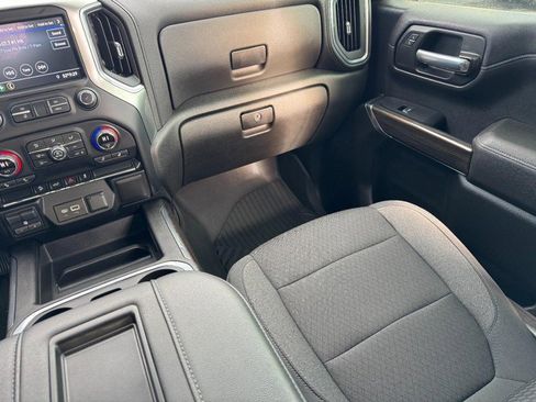 Used 2022 Chevrolet Silverado 1500 LT Trail Boss w/ LPO, Dark Essentials Package image 15