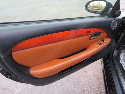 Used 2002 Lexus SC 430 Convertible image 22