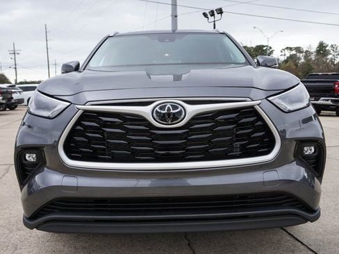 Used 2023 Toyota Highlander XLE image 20