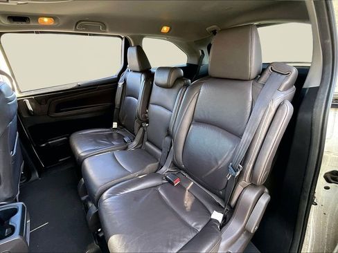 Certified 2018 Honda Odyssey EX-L image 16