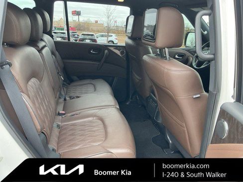 Used 2022 Nissan Armada Platinum image 12