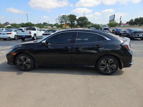 Used 2019 Honda Civic EX image 6