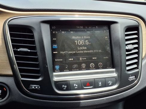 Used 2015 Chrysler 200 C w/ Navigation & Sound Group I FWD image 26