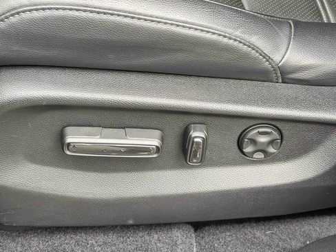 Used 2022 Honda CR-V EX-L image 47