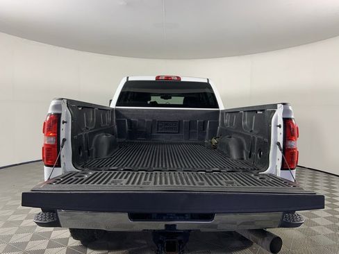Used 2019 GMC Sierra 2500 SLT w/ Duramax Plus Package image 9