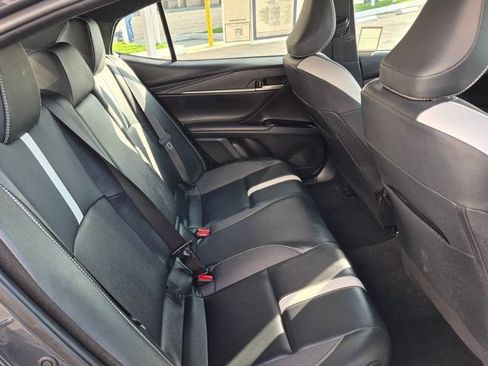 Used 2025 Toyota Camry SE FWD image 7