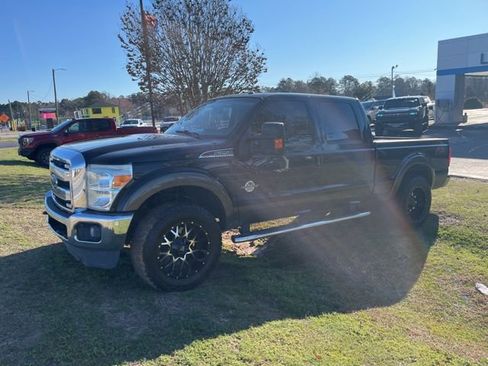 Used 2016 Ford F250 Lariat w/ Lariat Ultimate Package AWD/4WD image 4