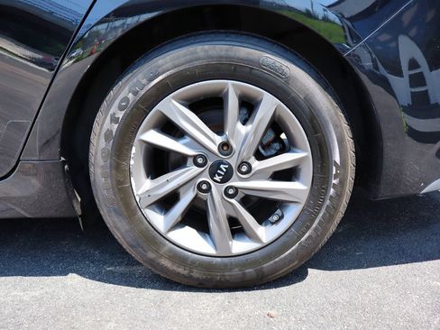 Used 2020 Kia Optima LX FWD image 65