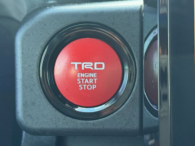 Used 2024 Toyota Tacoma TRD Sport w/ TRD Sport Upgrade Package RWD image 30