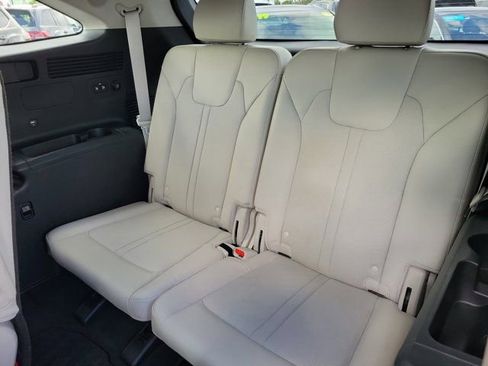 Used 2021 Kia Sorento SX image 17